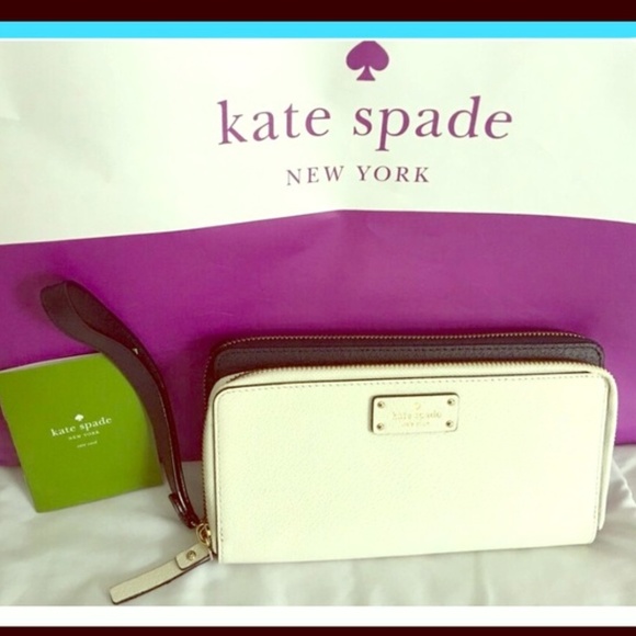 kate spade Handbags - NWT KATE SPADE Grove Street Anita Wristlet Wallet